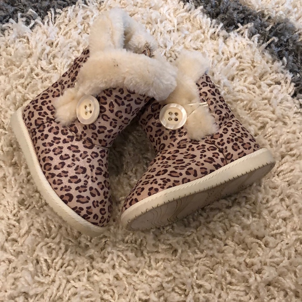 Kids boots